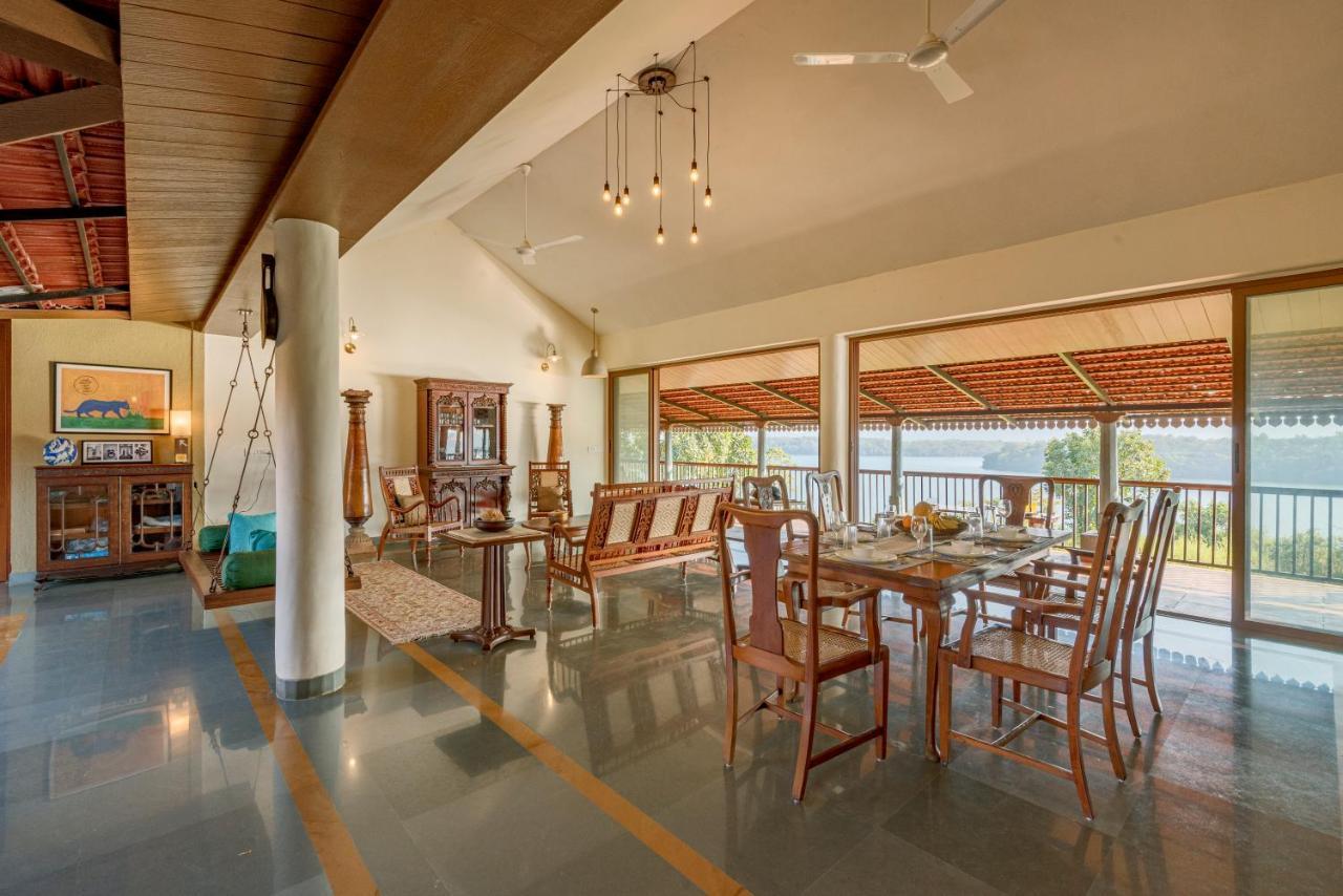 Saffronstays Anantham, Kamshet - Pet-Friendly Lakefront Villa With A Huge Verandah Nethersole Dam Dış mekan fotoğraf