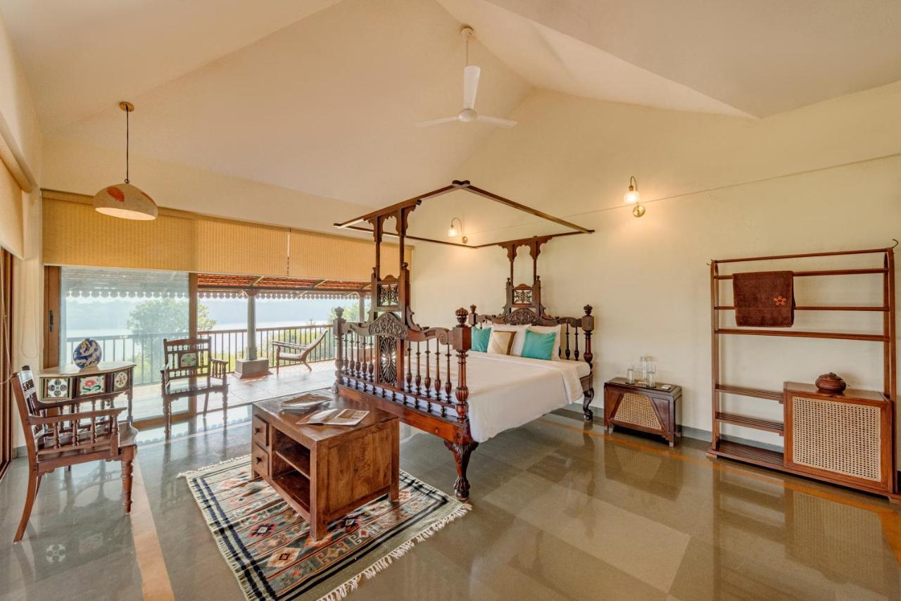 Saffronstays Anantham, Kamshet - Pet-Friendly Lakefront Villa With A Huge Verandah Nethersole Dam Dış mekan fotoğraf