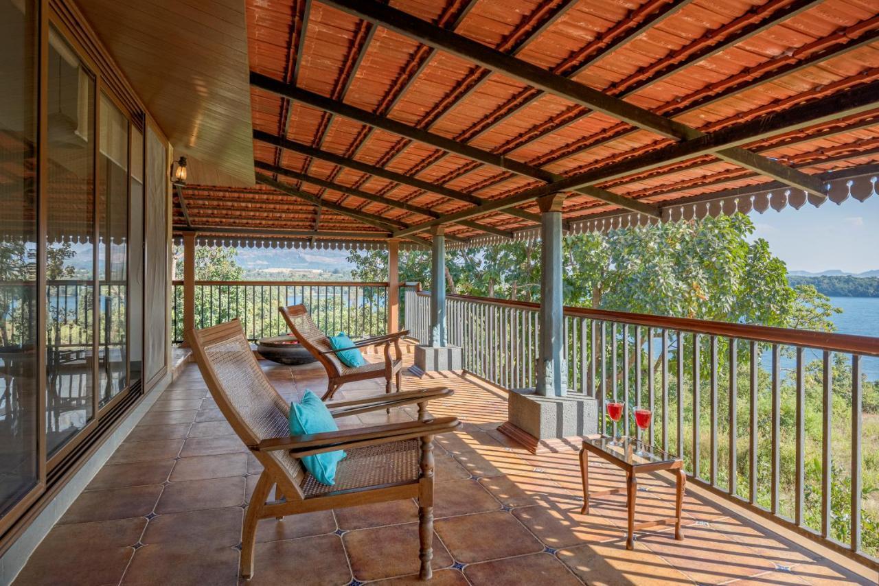 Saffronstays Anantham, Kamshet - Pet-Friendly Lakefront Villa With A Huge Verandah Nethersole Dam Dış mekan fotoğraf